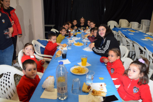 2023-11-25_almuerzo_visita_falla_inf_web (28)